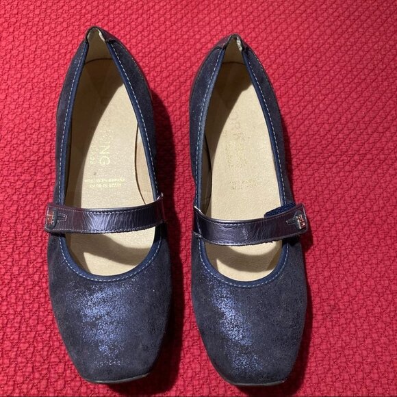DORKING by Fluchos Sz 39 Ivone Blue Metallic Mary Janes Square Toe Made in Spain - Picture 2 of 8